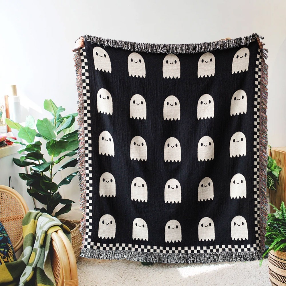 Ghosts Throw Blanket: Halloween Decor,Halloween gift.